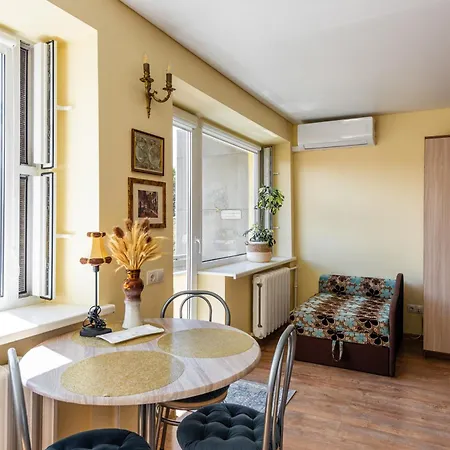 Golden Dune Apartment